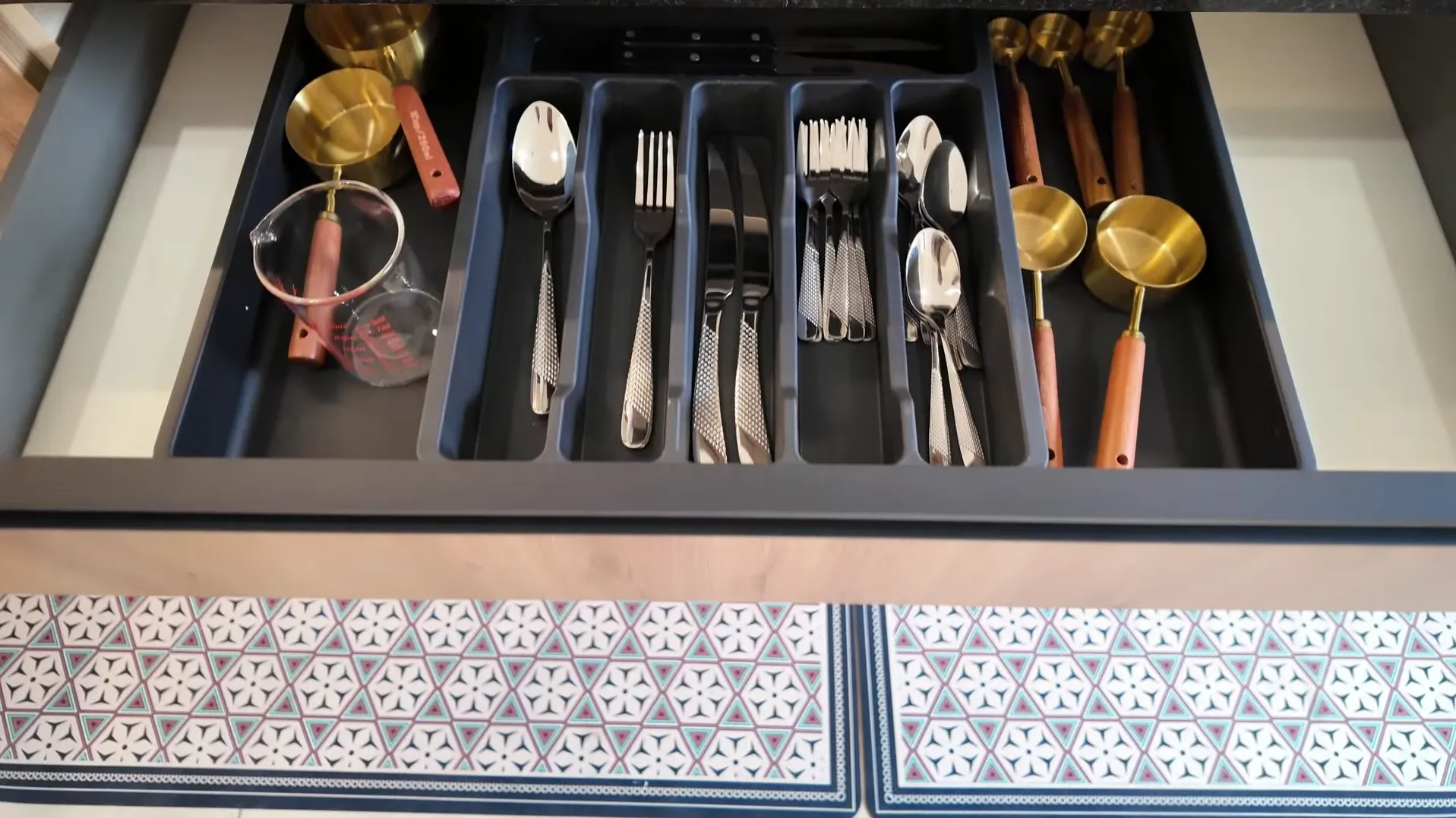 Utensils & Cookware